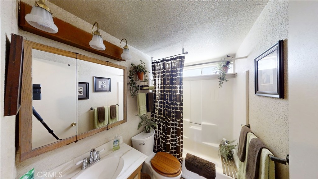 35415 Yucaipa Boulevard Property Photo 8