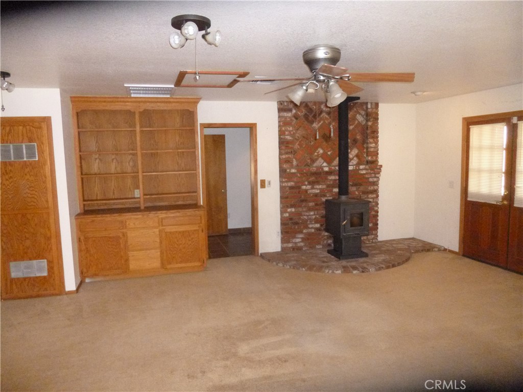 18530 Plumas Street Property Photo 29