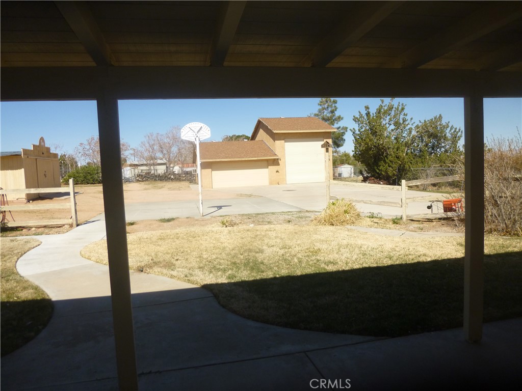 18530 Plumas Street Property Photo 32
