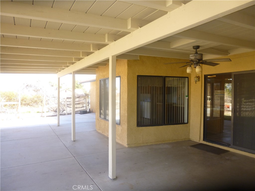18530 Plumas Street Property Photo 33