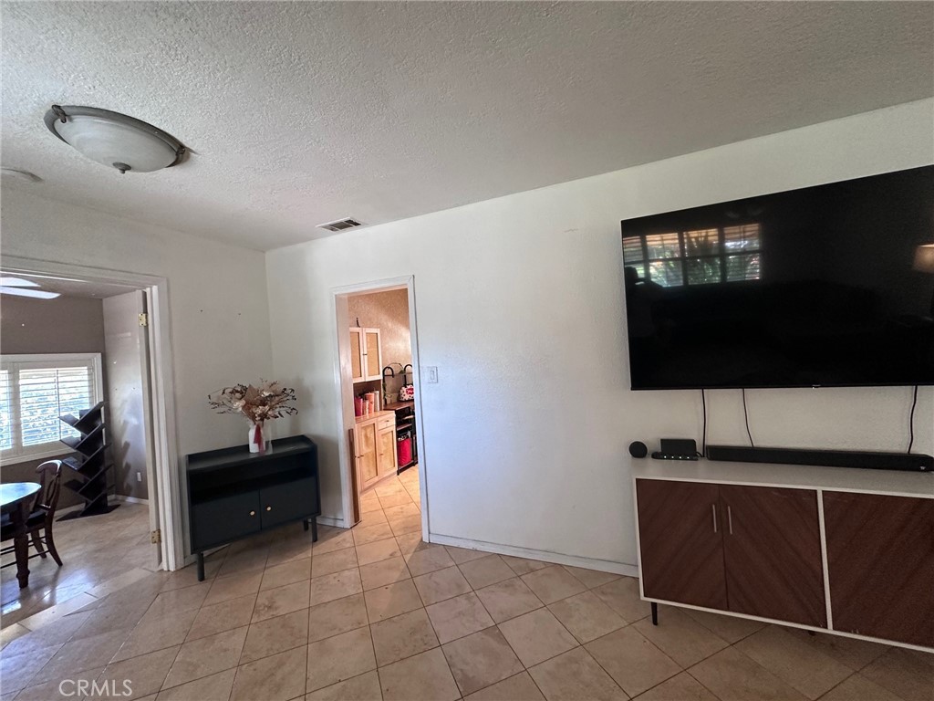 33518 Colorado Street Property Photo 11