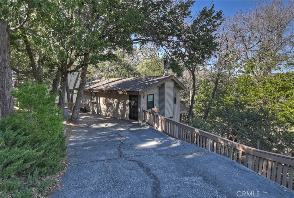 24310 Wabern Drive Property Photo 2