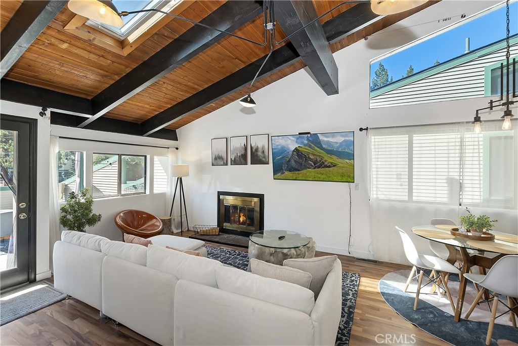 42533 Moonridge Road Property Photo 3