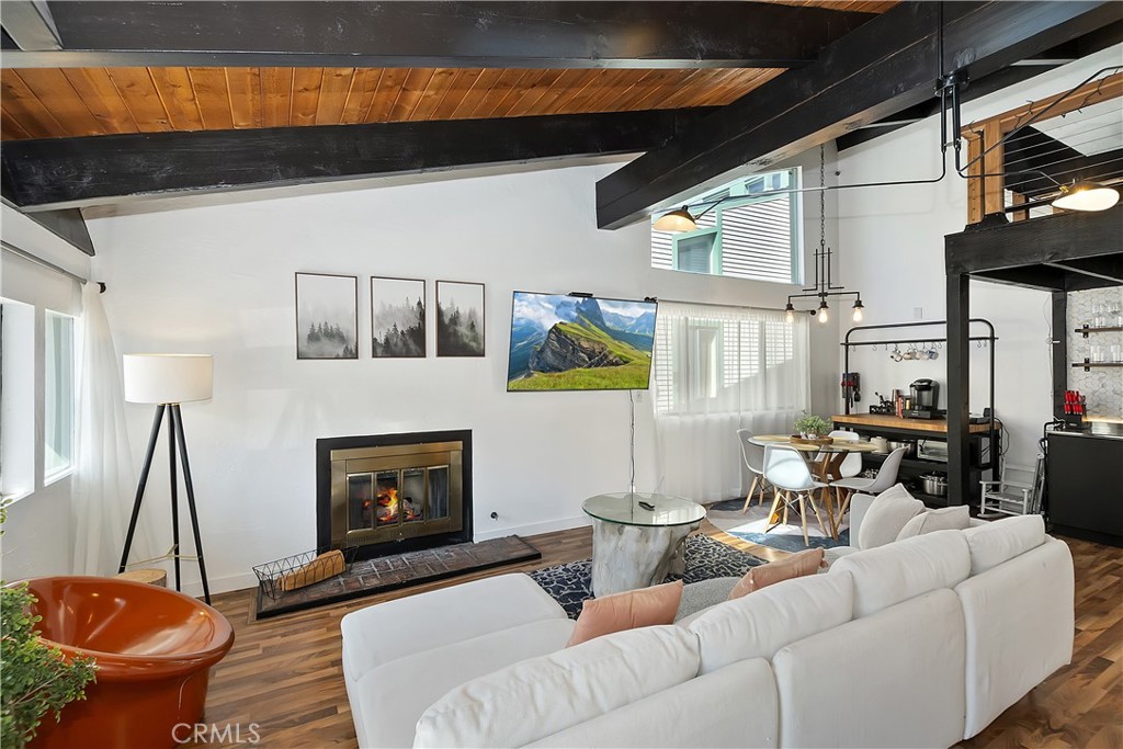 42533 Moonridge Road Property Photo 4