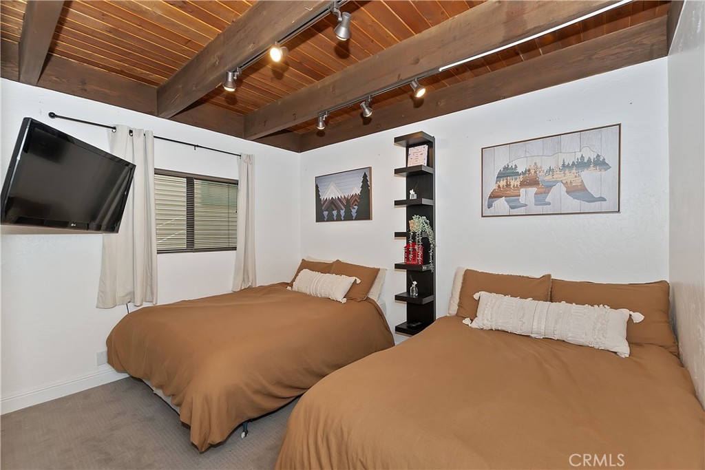 42533 Moonridge Road Property Photo 18