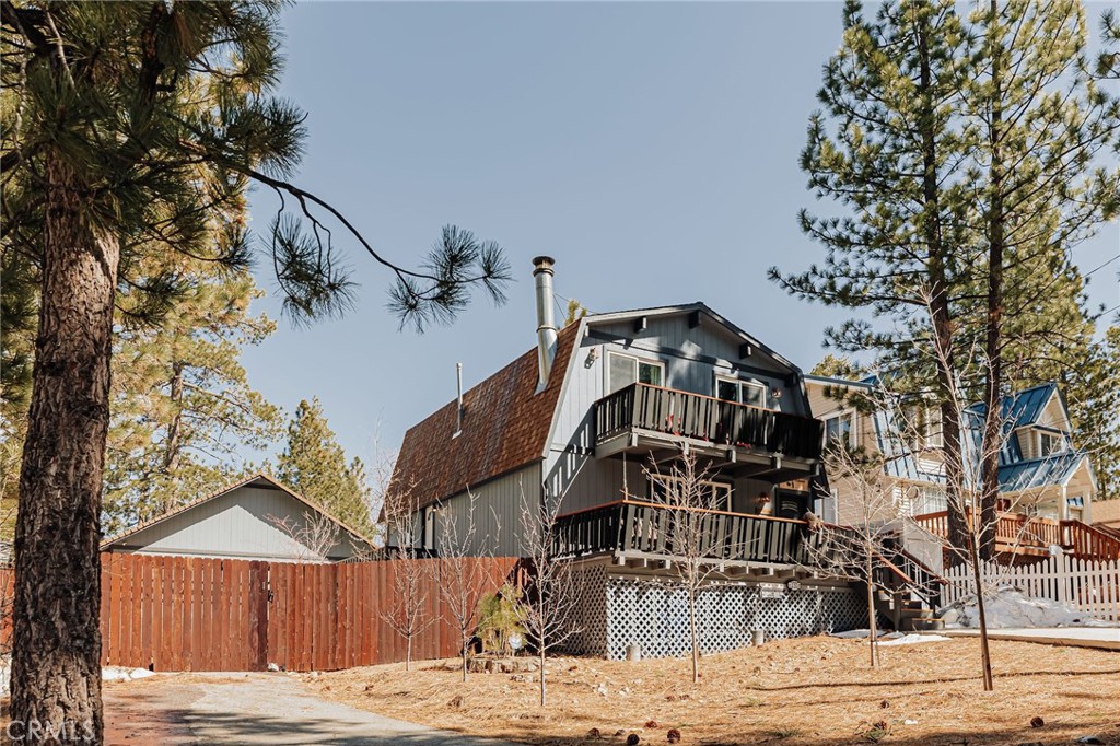40138 Hillcrest Drive Property Photo 1