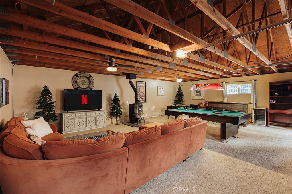 40138 Hillcrest Drive Property Photo 7