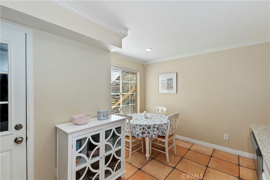 1365 Crafton Avenue 1068 Property Photo 4