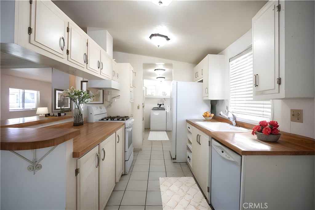 47790 San Salvador Property Photo 9
