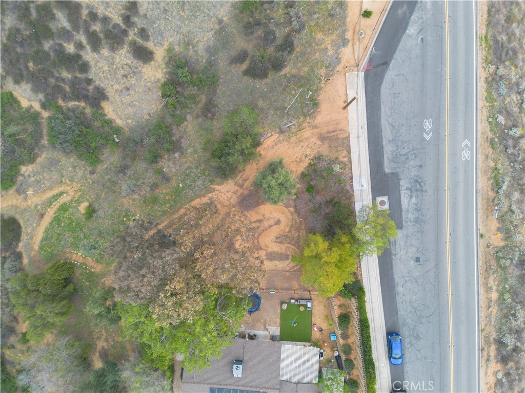 848 W Sunset Drive Property Photo 3