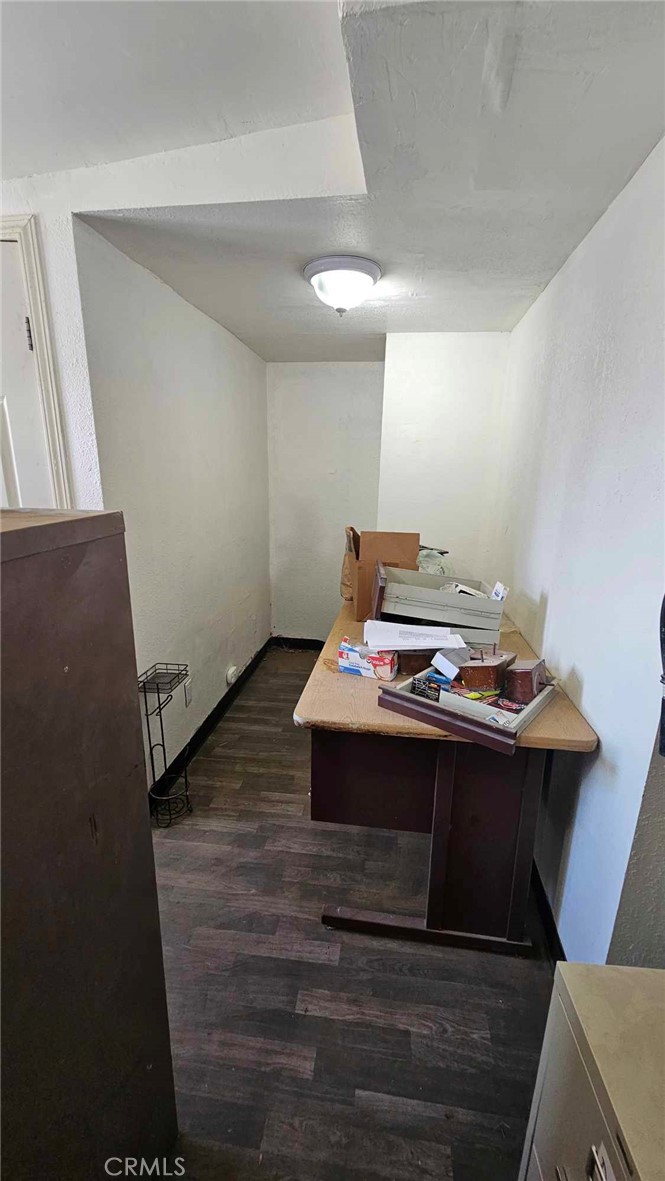 12036 Bartlett Avenue Property Photo 6