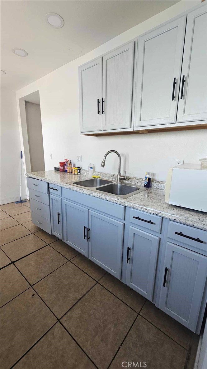 12036 Bartlett Avenue Property Photo 9
