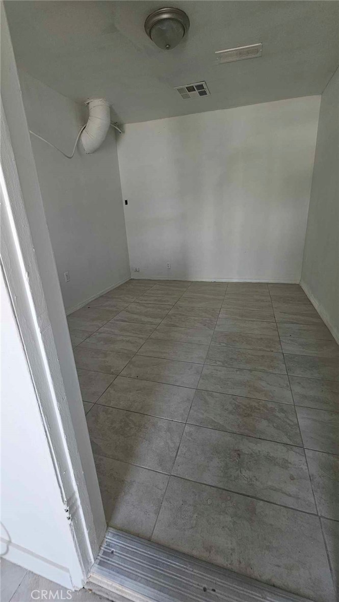12036 Bartlett Avenue Property Photo 12