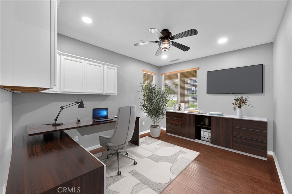 6822 Van Leuven Lane Property Photo 13