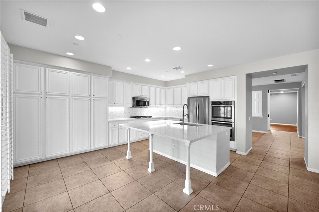 6822 Van Leuven Lane Property Photo 22