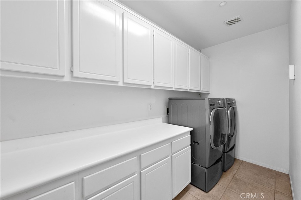 6822 Van Leuven Lane Property Photo 25