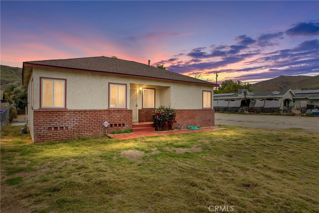 18241 10th St Property Photo
