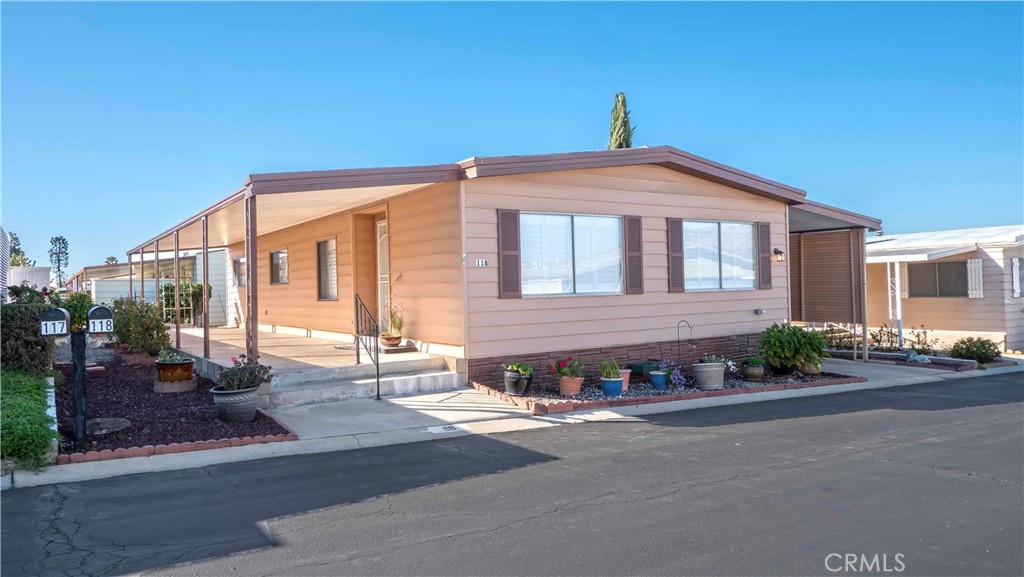 35218 Fir Avenue 118 Property Photo 2