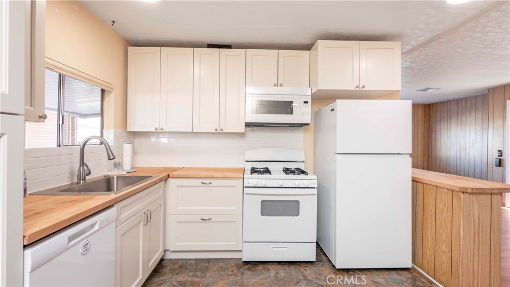 35218 Fir Avenue 118 Property Photo 16