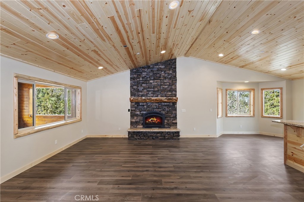 855 Cedar Lane Property Photo 7