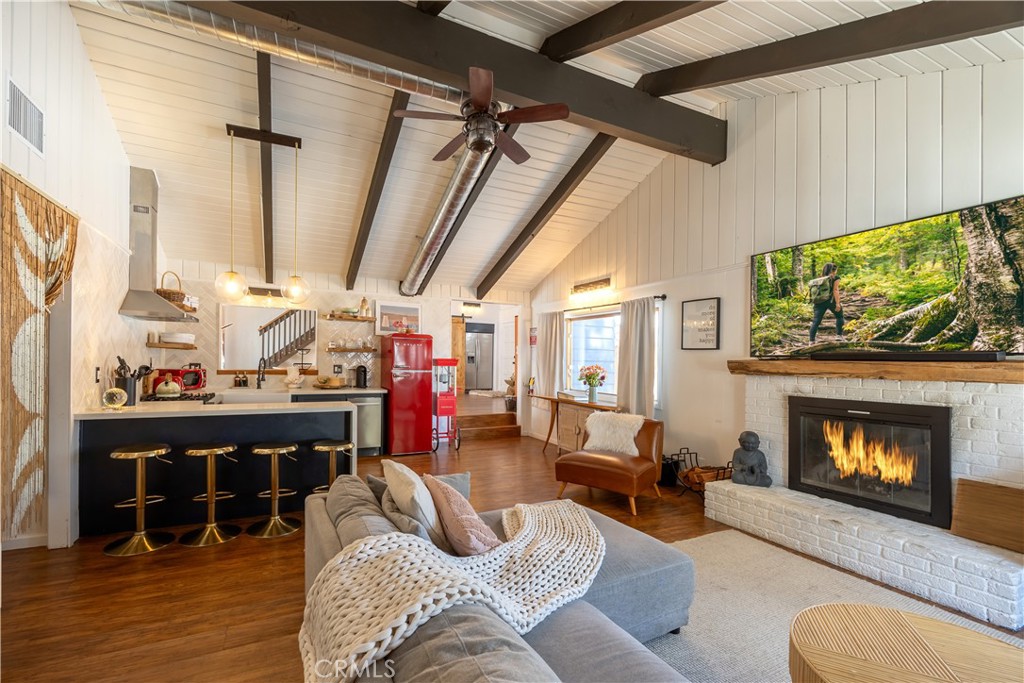 39298 Willow Landing Road Property Photo 3