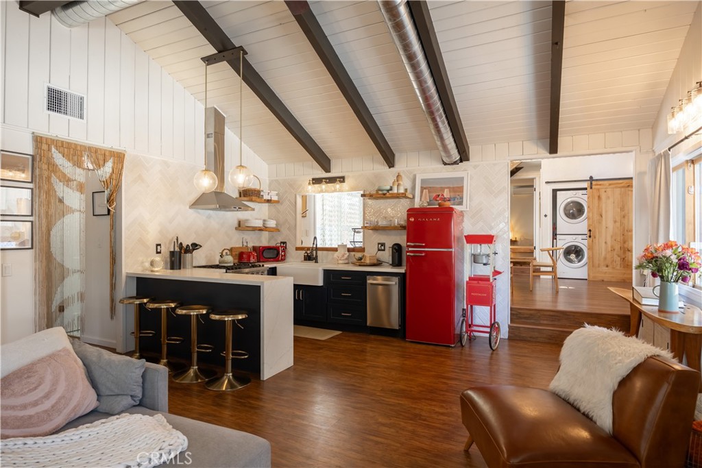 39298 Willow Landing Road Property Photo 6