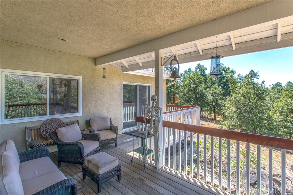 39001 Harris Road Property Photo 10