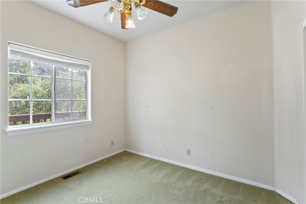 892 Breithorn Drive Property Photo 19