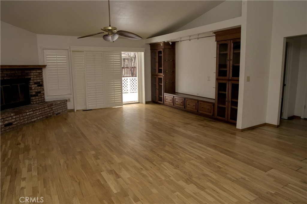 432 E Mountain View Boulevard Property Photo 10