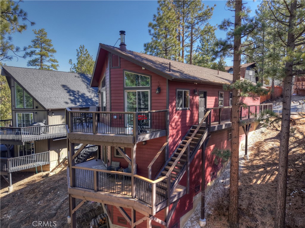 321 Hilltop Property Photo 2