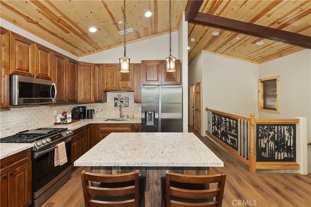 321 Hilltop Property Photo 13