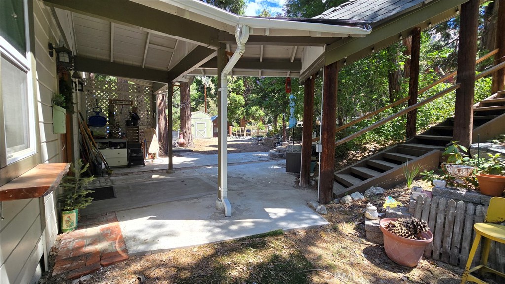 41414 Valley Of The Falls Drive Property Photo 4