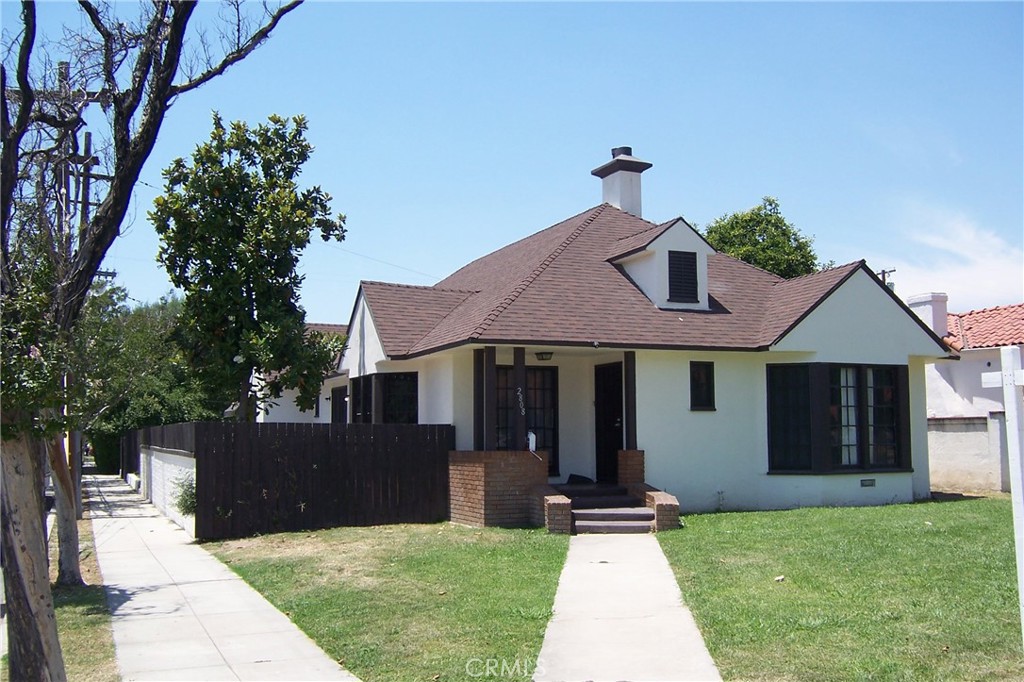 2808 N Arrowhead Avenue Property Photo 1
