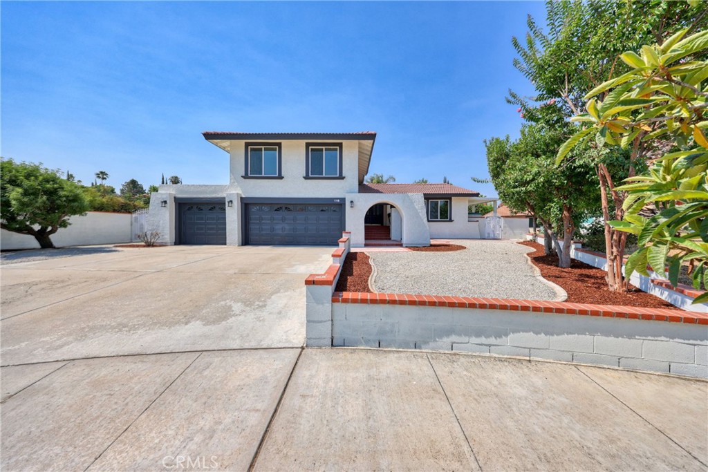 116 Cascade Court Property Photo 1