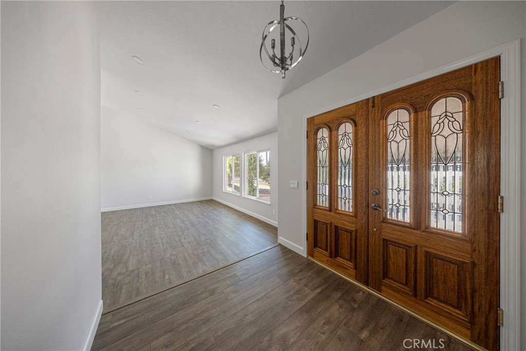 116 Cascade Court Property Photo 3