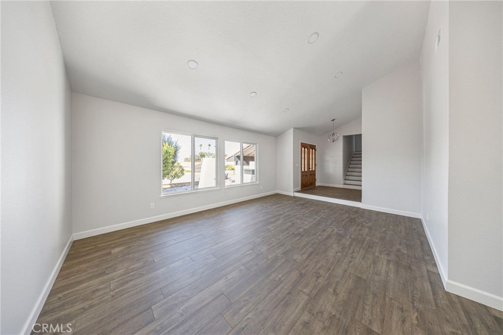 116 Cascade Court Property Photo 13