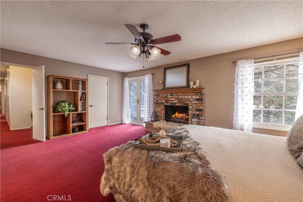 1006 White Mountain Drive Property Photo 11