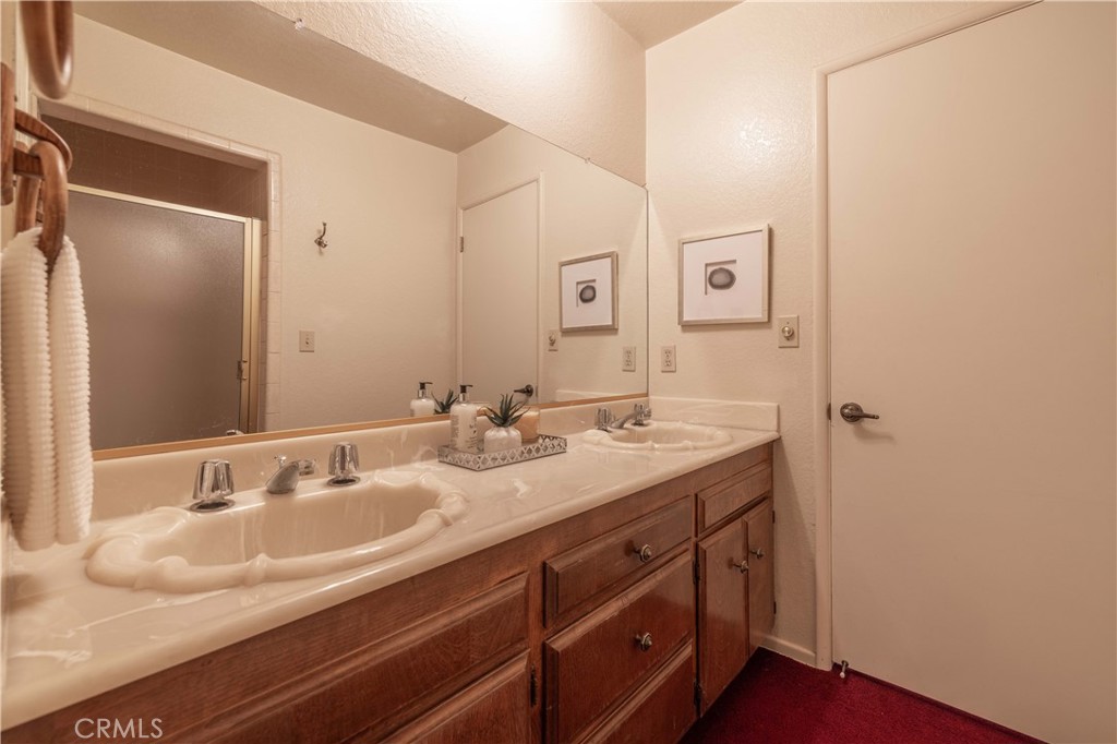 1006 White Mountain Drive Property Photo 19