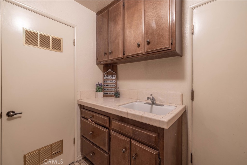 1006 White Mountain Drive Property Photo 24