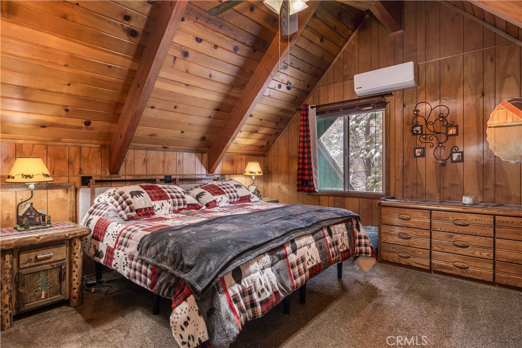 390 Imperial Avenue Property Photo 6