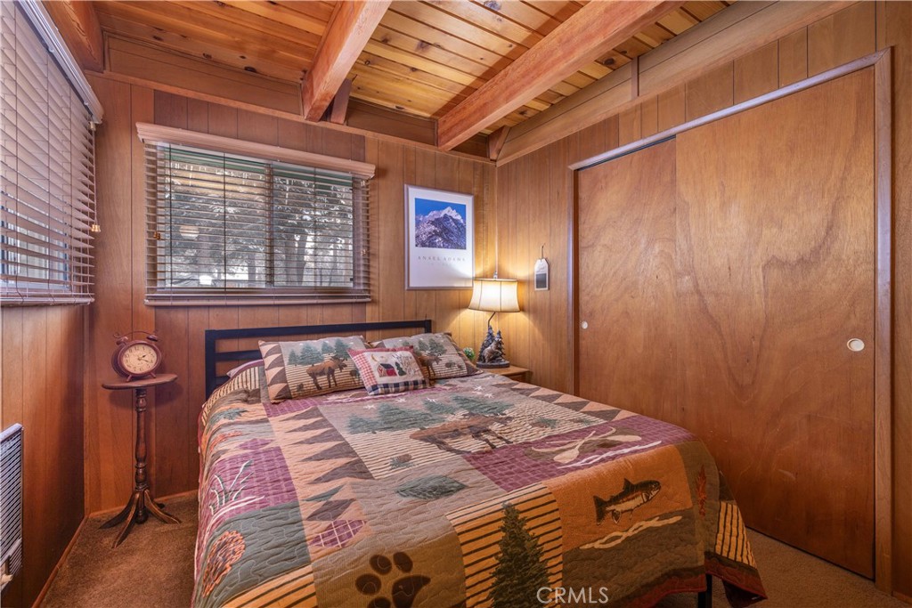 390 Imperial Avenue Property Photo 14