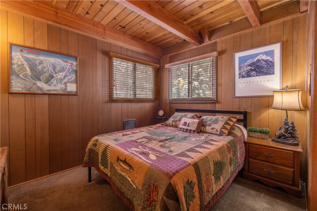 390 Imperial Avenue Property Photo 15