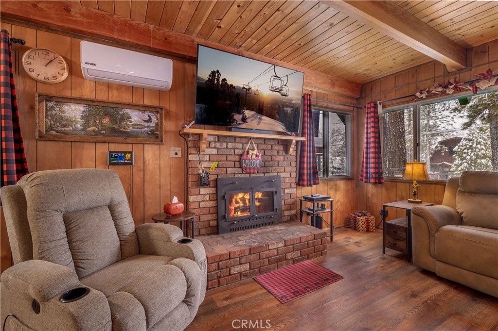 390 Imperial Avenue Property Photo 26