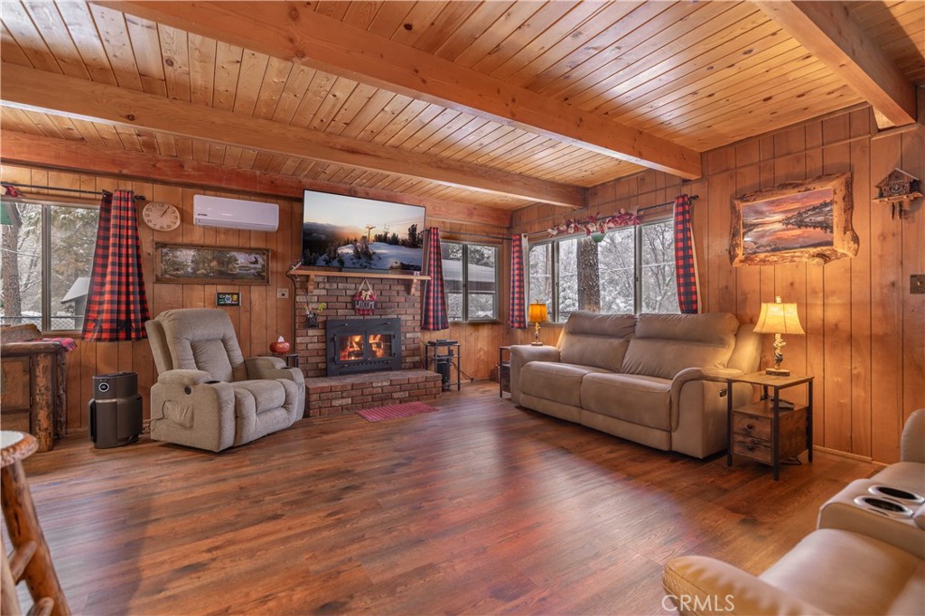 390 Imperial Avenue Property Photo 29