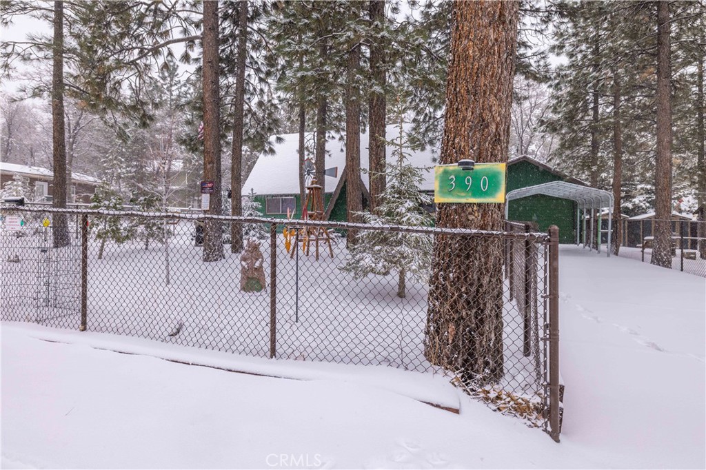 390 Imperial Avenue Property Photo 40