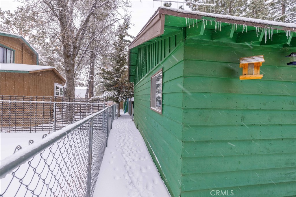 390 Imperial Avenue Property Photo 42