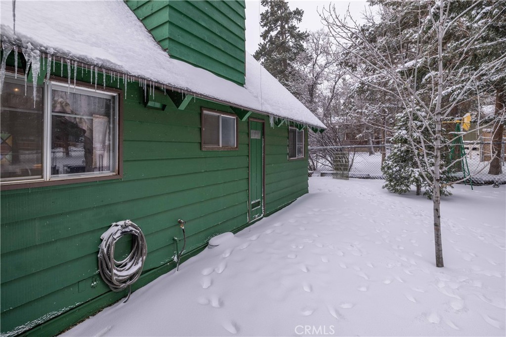 390 Imperial Avenue Property Photo 44