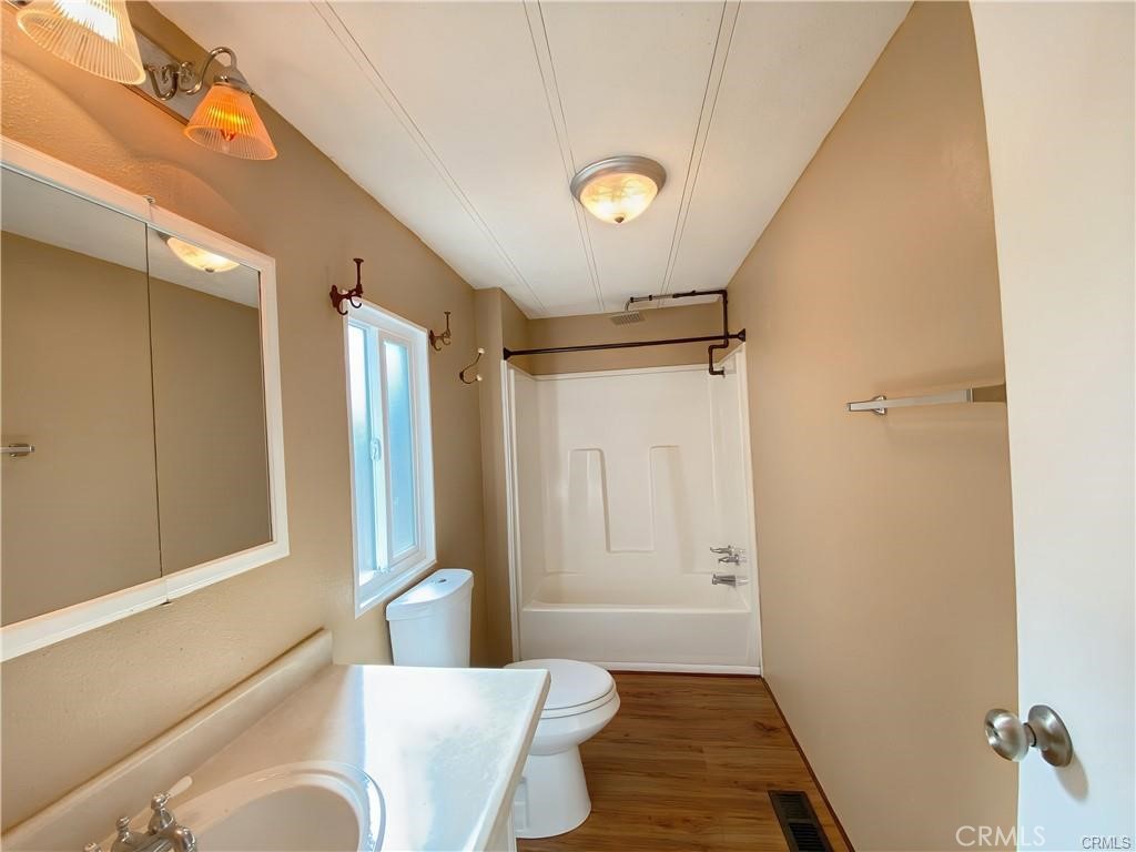 626 N Dearborn Street 53 Property Photo 7