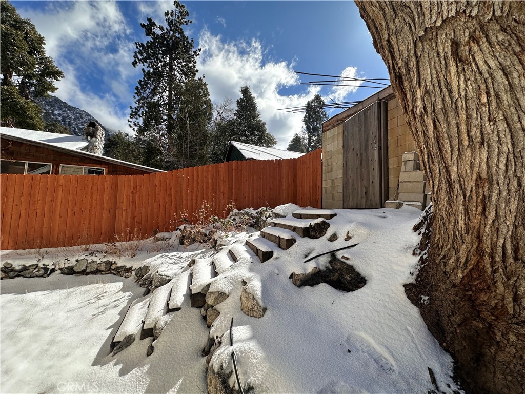 41163 Pine Drive Property Photo 6