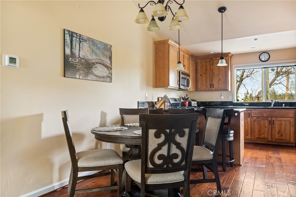 1465 Golden Rule Lane Property Photo 4